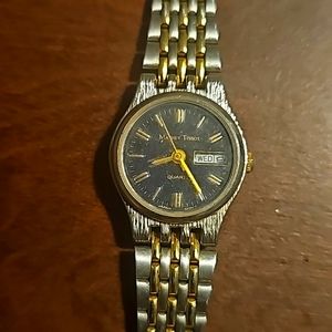 Vintage Mathey-Tissot Ladies Watch, Quart, Gold & Silvertone, Time & Date